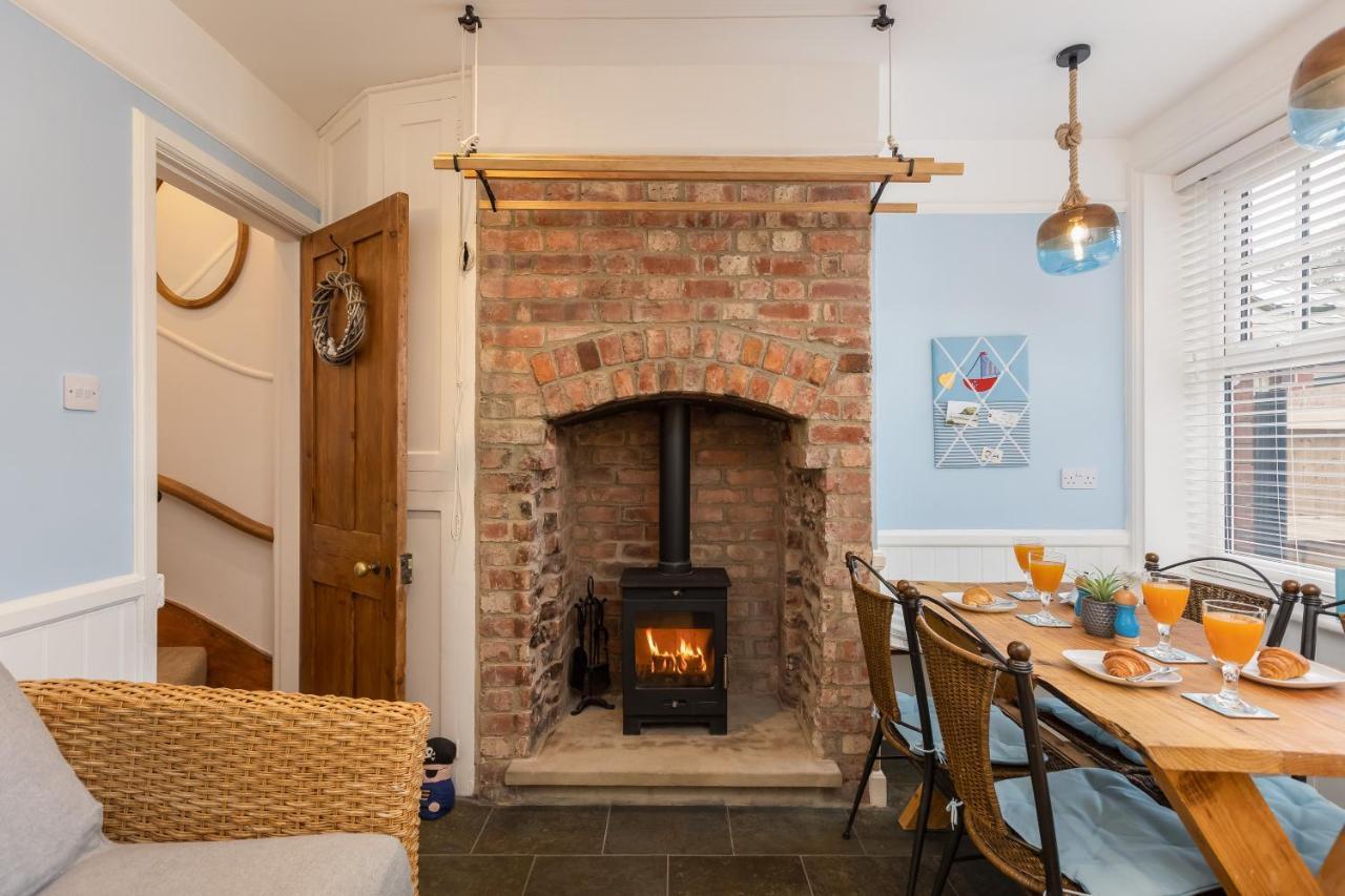 Robin Hood'S Bay Coastguard'S Cottage With A View Esterno foto