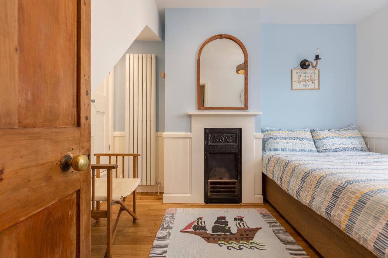 Robin Hood'S Bay Coastguard'S Cottage With A View Esterno foto