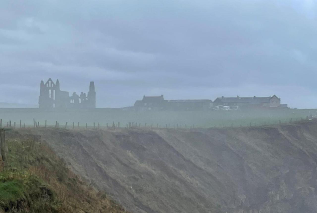 Robin Hood'S Bay Coastguard'S Cottage With A View Esterno foto