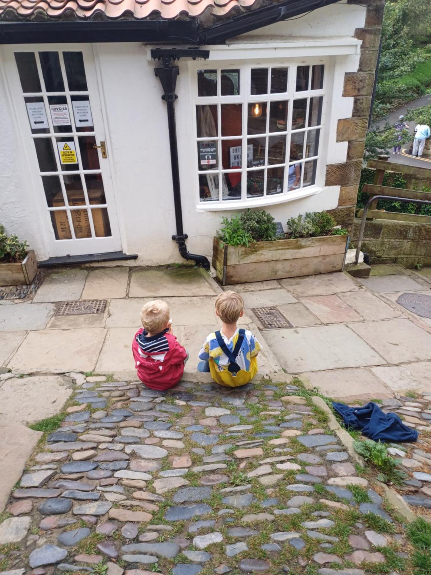 Robin Hood'S Bay Coastguard'S Cottage With A View Esterno foto