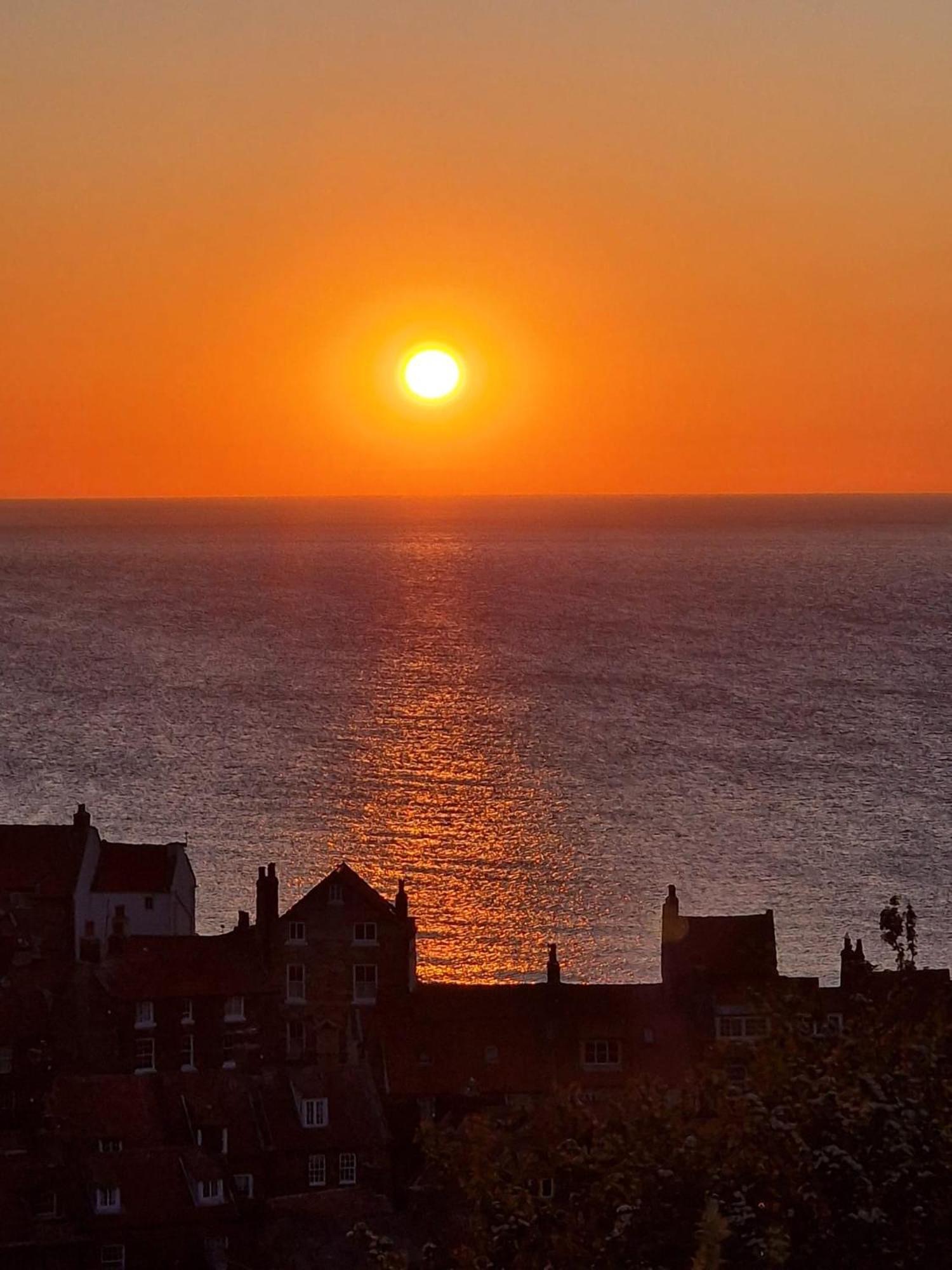 Robin Hood'S Bay Coastguard'S Cottage With A View Esterno foto